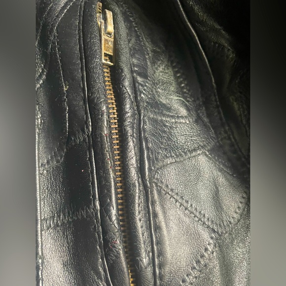 Men's Vintage 1980s Authentic Leather Jacket - Picture 5 of 8